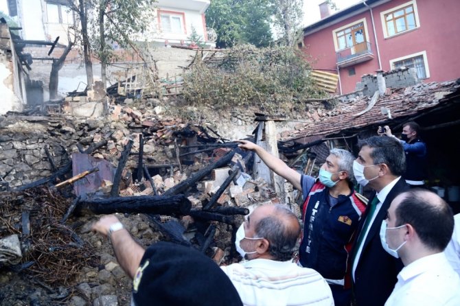 Acı Haberi Vali Açıkladı, Çorum’daki Yangında Ölü Sayısı 5’e Yükseldi