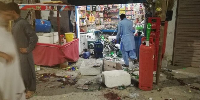 Pakistan’da Dükkana Bombalı Saldırı: 1 Çocuk Öldü