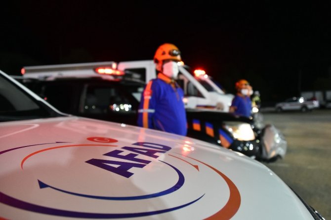 Gümüşhane’de İstanbul Depreminin Yıl Dönümünde Deprem Tatbikatı