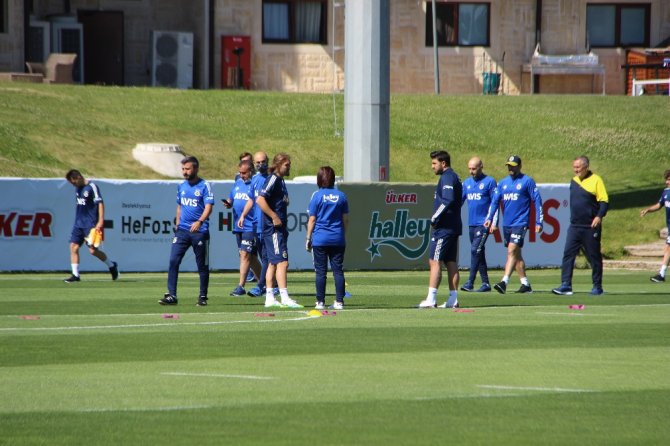 Fenerbahçe, Topuk Yaylası’ndaki İlk Çalışmasını Gerçekleştirdi