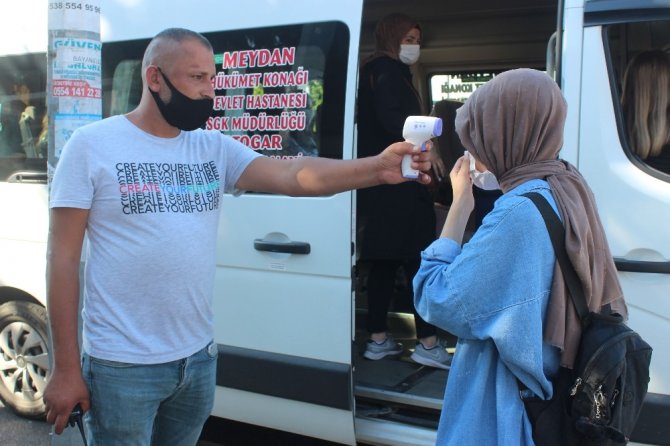 Giresun’da Dolmuşçulardan Korona Virüs Tedbiri
