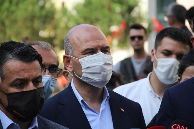 Bakanlar Sel Bölgesinde Değerlendirmelerde Bulundu