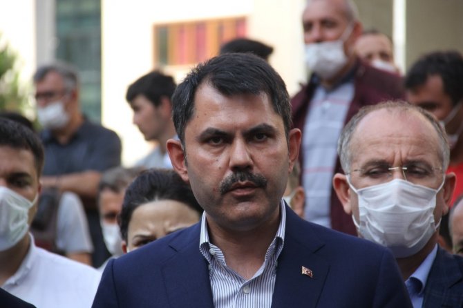 Bakanlar Sel Bölgesinde Değerlendirmelerde Bulundu