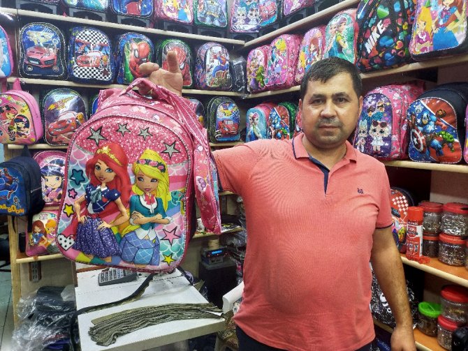 Çantacılar Dört Gözle Okulların Açılmasını Bekliyor