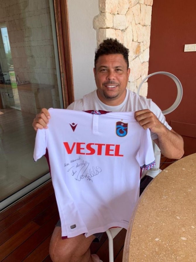 Ronaldo’ya Da ’Her Yer Trabzon’