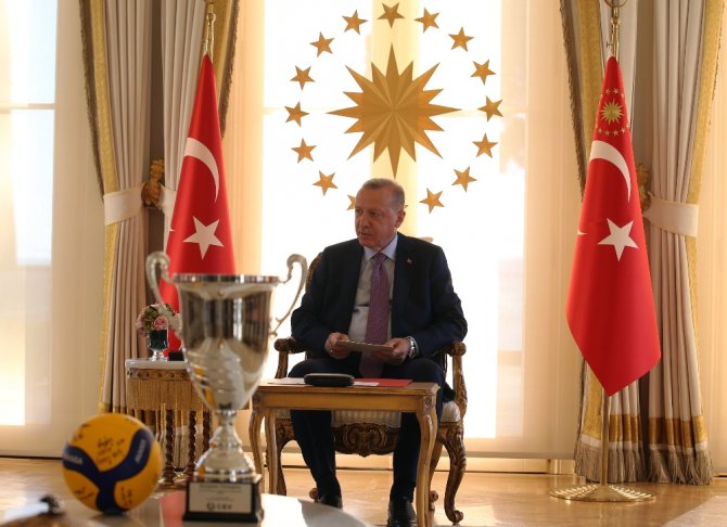 Cumhurbaşkanı Erdoğan, Avrupa Şampiyonu Millileri Kabul Etti