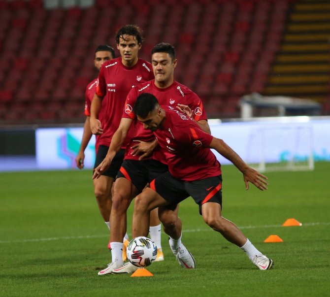 Milliler, Sırbistan Maçına Hazır