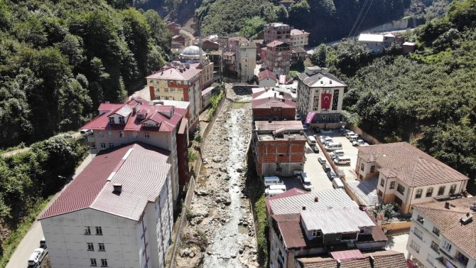 Trabzon’un Köprübaşı İlçesi Şiddetli Bir Yağışta Tıpkı Giresun’un Dereli İlçesi Gibi Sel Riski Taşıyor