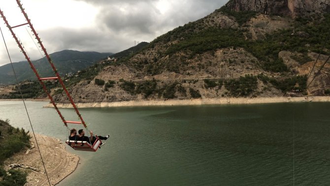 Dev Salıncak Adrenalin Tutkunlarının İlgi Odağı Oldu