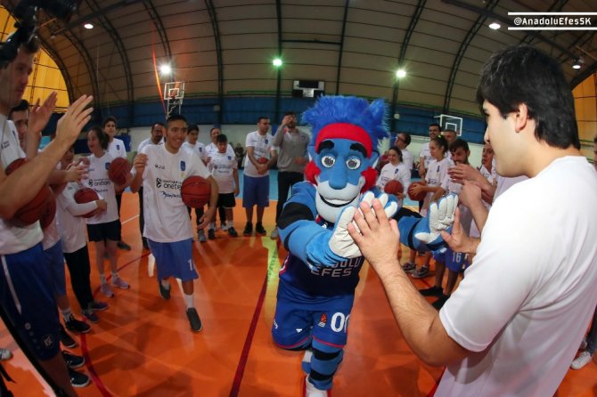 Anadolu Efes’e Avrupa’dan Bir Ödül Daha