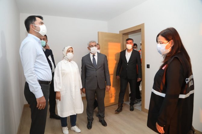 "Gelincik Tepesi’ndeki Konutlar Kısa Sürede Teslim Edilecek"