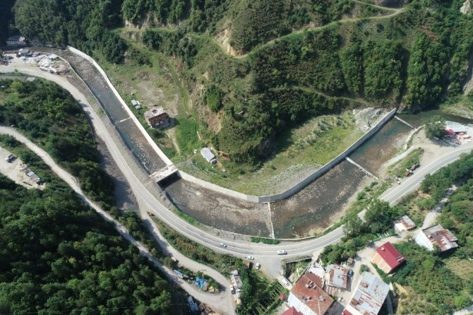 Artvin’de Taşkın Kontrolü Çalışmaları Devam Ediyor