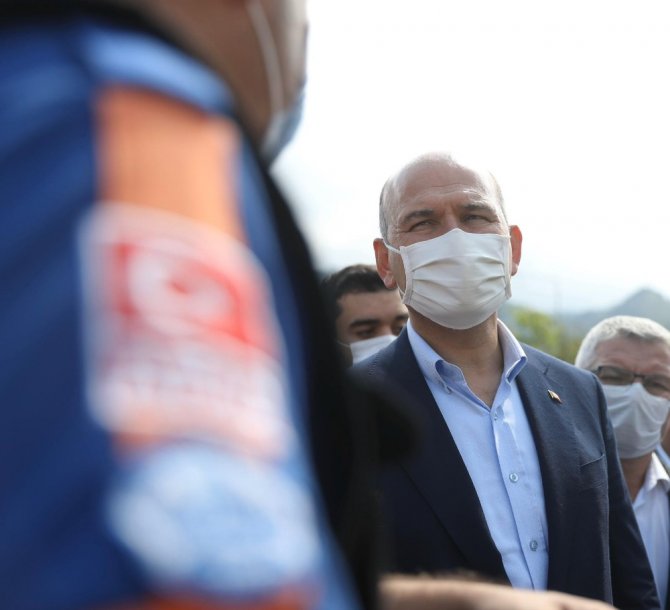 Bakan Soylu, Giresun’da İncelemelerde Bulundu