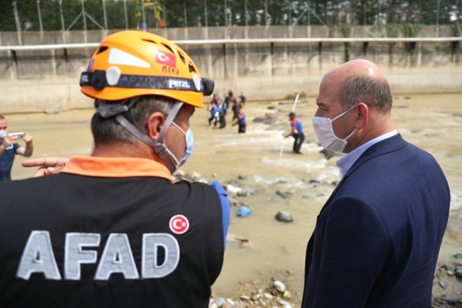 Bakan Soylu, Giresun’da İncelemelerde Bulundu