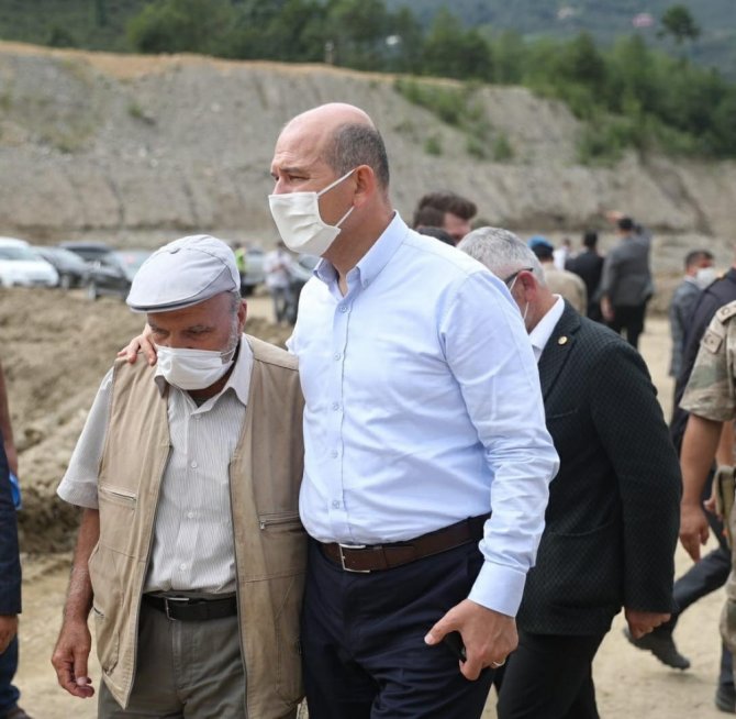 Bakan Soylu, Giresun’da İncelemelerde Bulundu