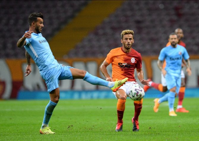 Galatasaray 3 Golle Başladı