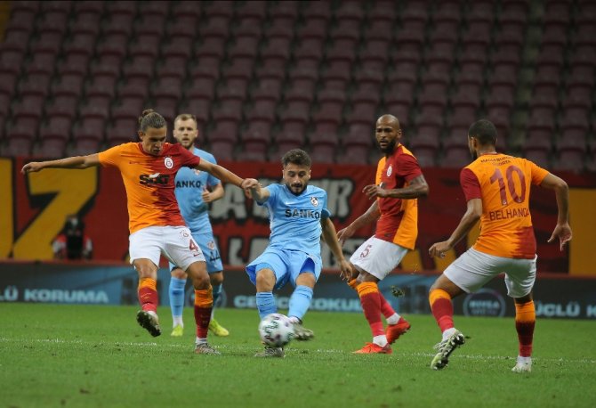 Galatasaray Sezona Galibiyetle Başladı