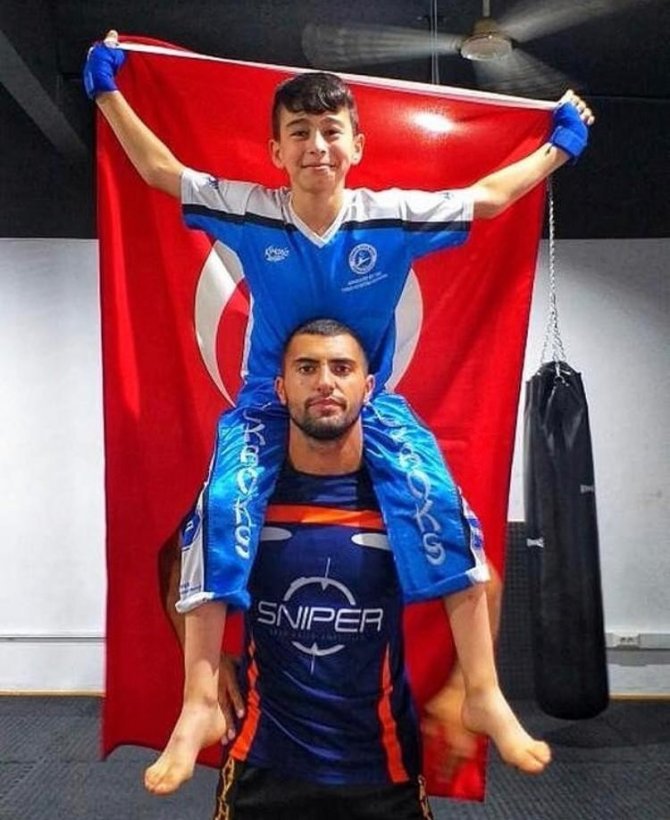 Azerbaycanlı Sporcu Aykhan Mammadov, Gençleri Savunma Sporlarına Teşvik Ediyor