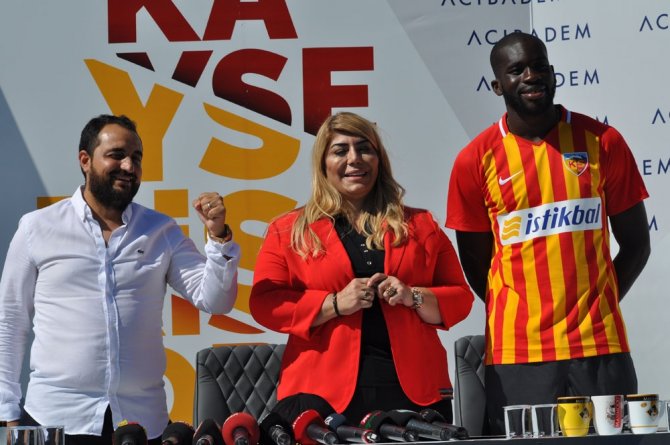 Kayserispor Yeni Transferleri Tanıttı