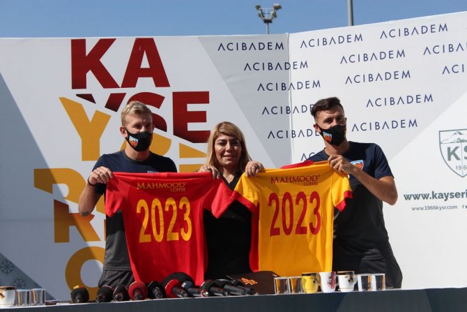 Kayserispor Yeni Transferleri Tanıttı