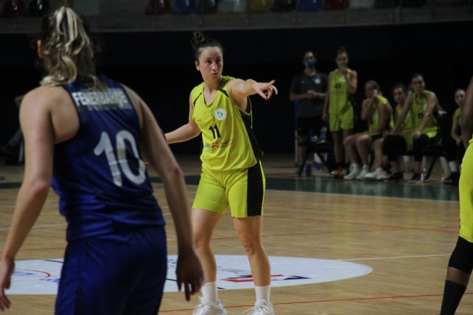 1. Leyla Atakan Cup: İzmit Belediyespor: 52 - Fenerbahçe Öznur Kablo: 49