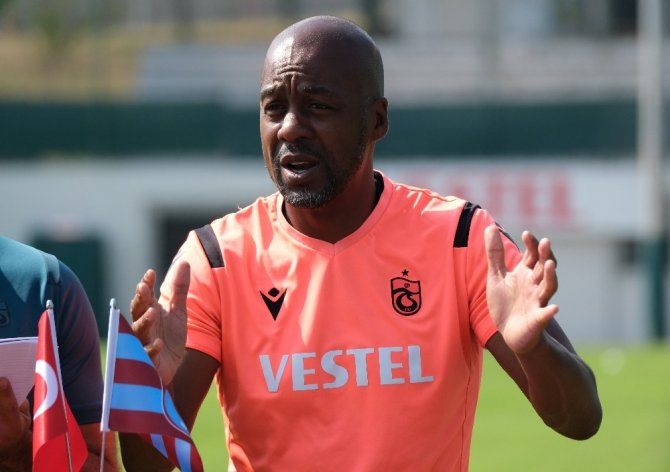 Eddie Newton: "Hata Ve Panik Transferi Yapmayacağız"