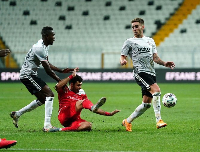 Beşiktaş Antalyaspor İle 1-1 Beraber Kaldı