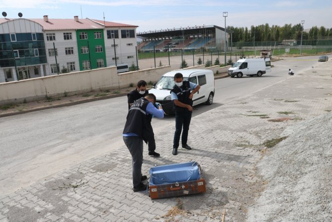 Sivas’ta Şüpheli Paket Alarmı