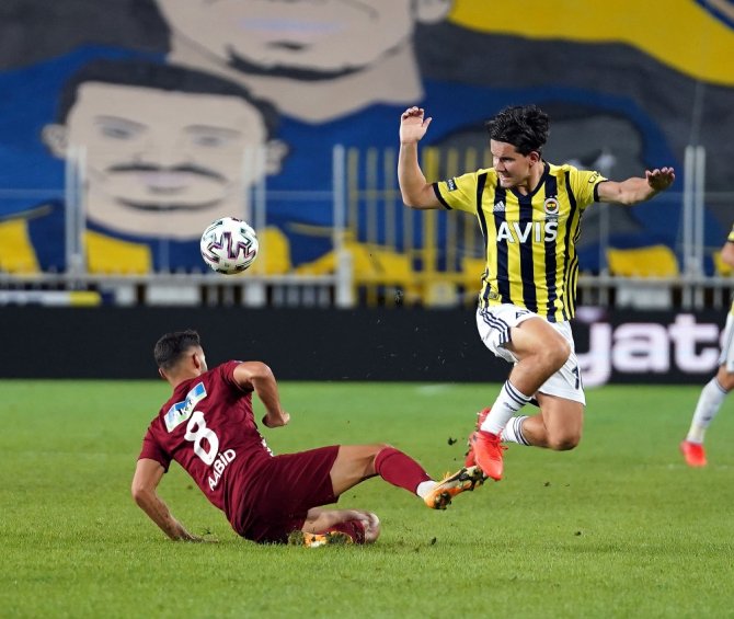 Fenerbahçe Sahadan Golsüz Eşitlikle Ayrıldı