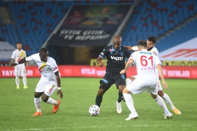 Süper Lig: Trabzonspor: 3 - Yeni Malatyaspor: 1 (Maç Sonucu)