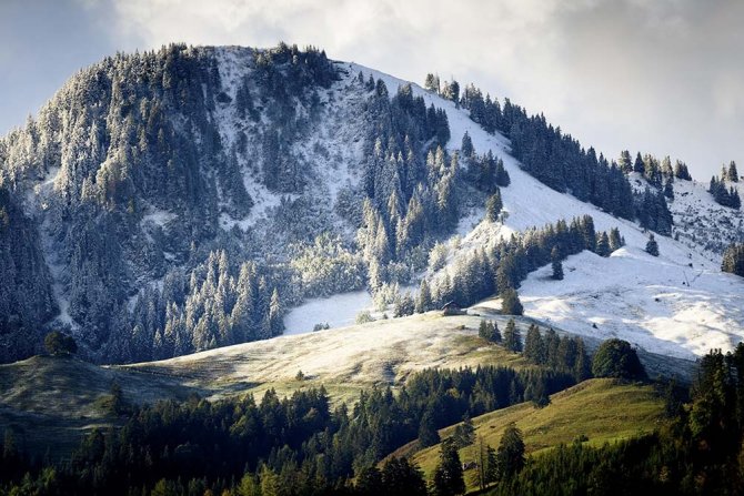 İsviçre’de Kar Kalınlığı 25 Santimetreye Ulaştı