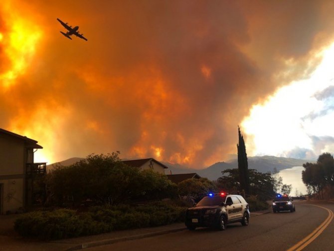 Kaliforniya’da Yangınlar Bitmiyor
