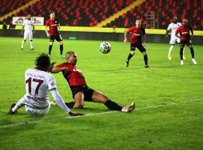Trabzonspor Son Dakikada Yıkıldı