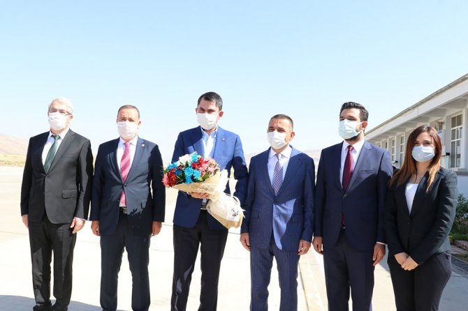 Bakan Kurum: "Siirt’te Ulu Cami’nin Etrafında Kentsel Dönüşüm Projesi Gerçekleştirileceğiz"