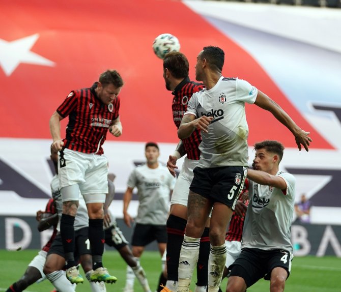 Beşiktaş Gençlerbirliği’ne 1-0 Yenildi
