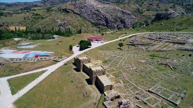 Hititlerin Başkentinde Büyüleyici Bir Güzellik ’Budaközü Vadisi’