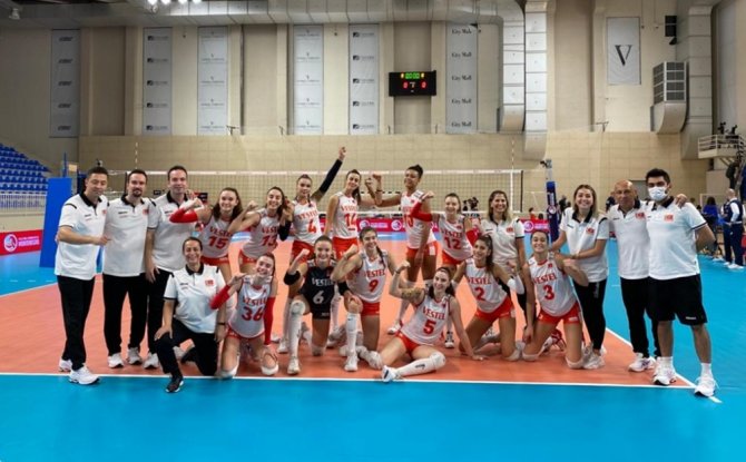 U17 Milli Takımı, Avrupa Şampiyonası’nda Namağlup Yarı Finalde