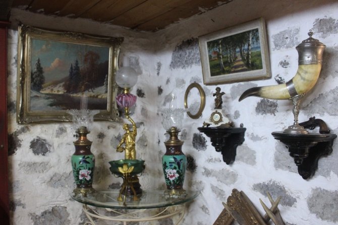 Ailesinden Kalan 100 Yıllık Tarihi Evi Restore Etti