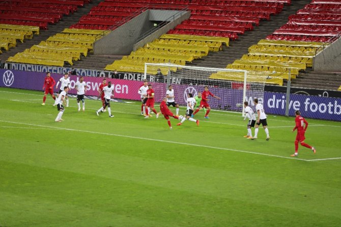 İlk Yarıda Tek Gol Var