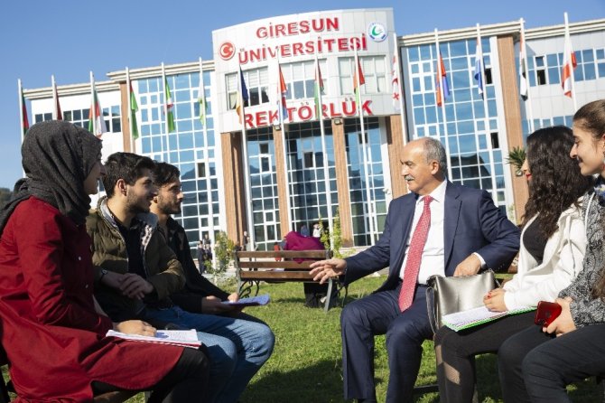 Giresun Üniversitesi Hem Başarıda Hem De Tercihte Yükseliyor