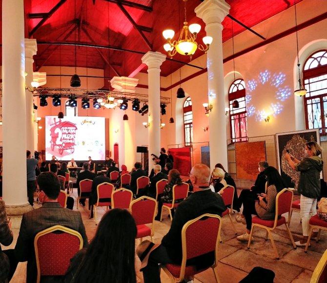 Tarihi İtalyan Kilisesi Yıllar Sonra Kapılarını Festivalle Açtı