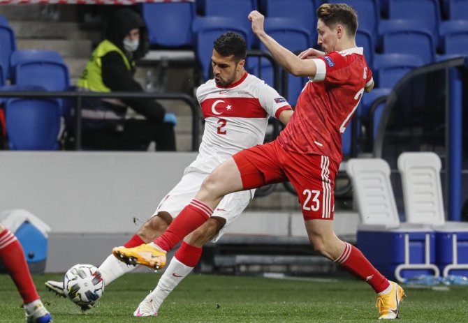 Uefa Uluslar B Ligi: Rusya: 1 - Türkiye: 0 (İlk Yarı)