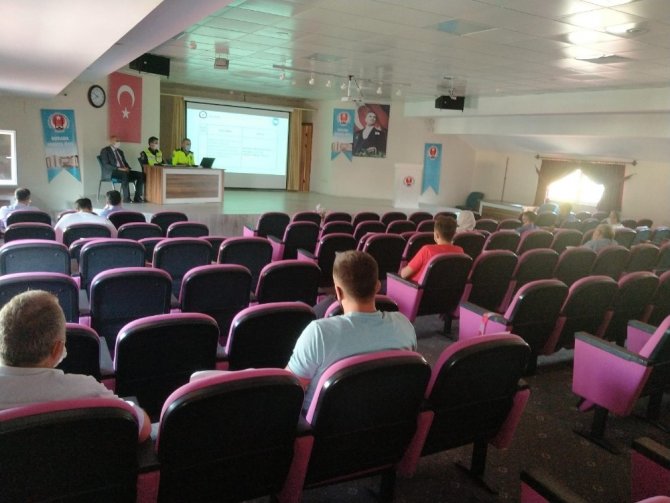 106 Okul Servis Aracı Ve Sürücüsü Denetlendi