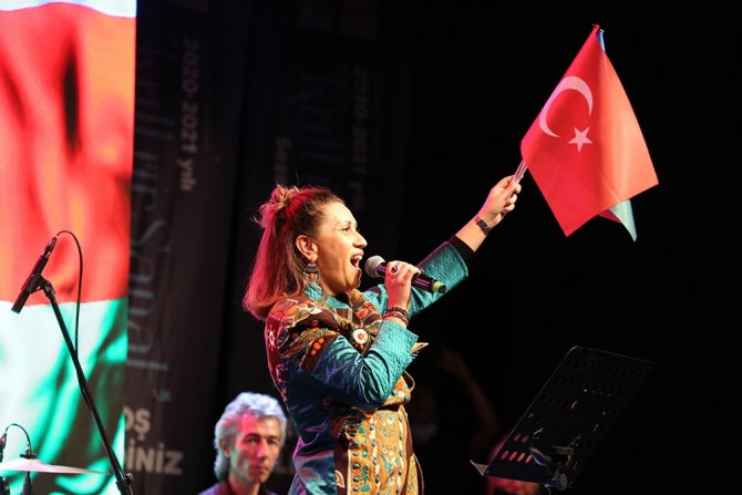 Azerin; “Yakın Zamanda Dağlık Karabağ’da Çırpınırdı Karadeniz’i Söyleyeceğim”