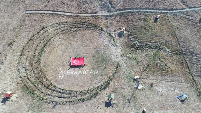 Ay Yıldızlı Ormanda Her Fidana Bir Şehidin İsmi Verildi
