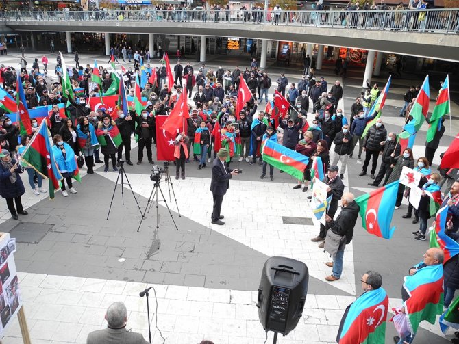 İsveç’te Ermenistan’ın Azerbaycan’a Saldırıları Protesto Edildi