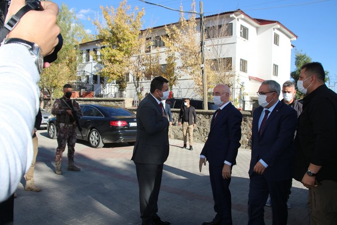 İçişleri Bakan Yardımcısı Erdil Varto’da