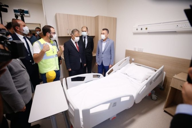 Türkiye Tarafından Kktc’ye Yaptırılan Pandemi Hastanesini İnceledi