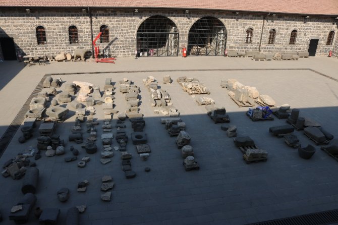 Türkiye’nin Tarihi Eserleri Diyarbakır’da Restore Ediliyor