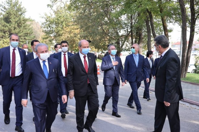 Tbmm Başkanı Şentop, Kktc Cumhurbaşkanı Tatar İle Görüştü